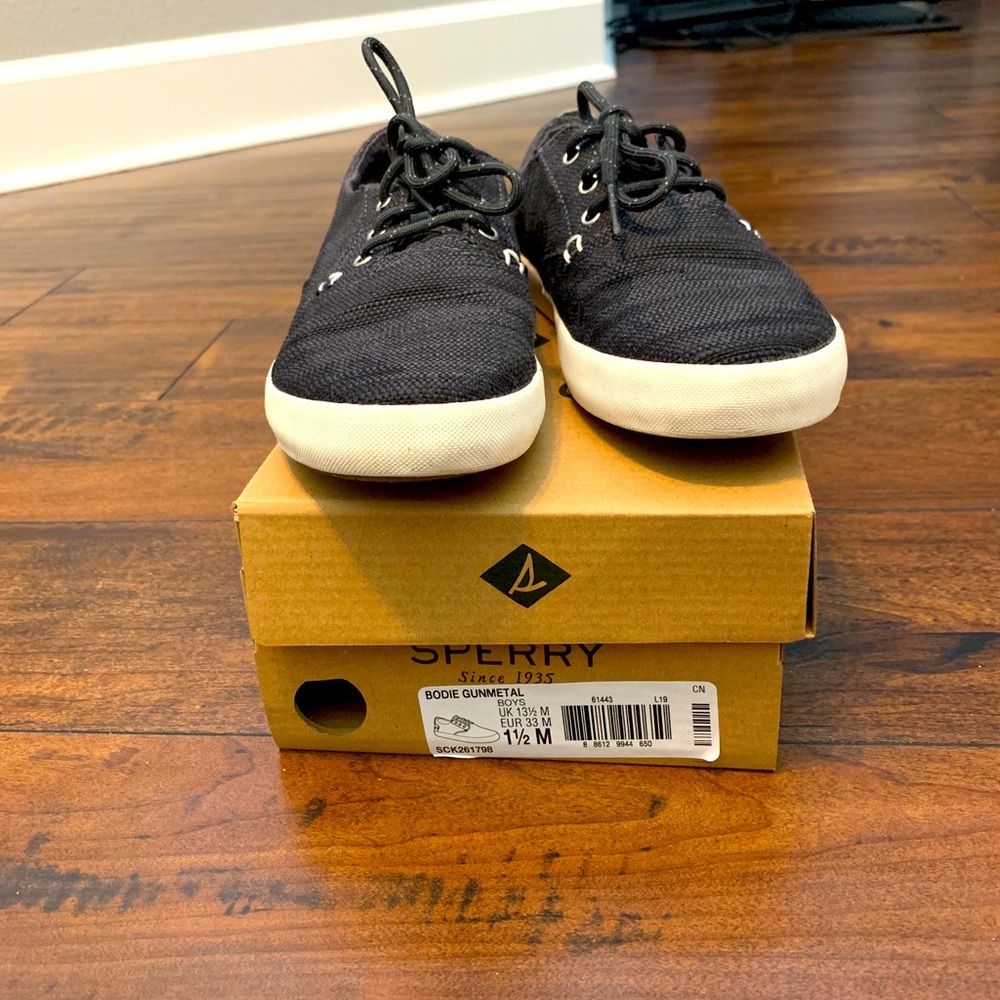 Sperry boy boat shoes
